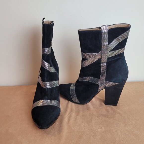 Y2K Vibe Paris Hilton Black Suede Silver Metallic Ankle Boots Size 9 Tawny Heels - Picture 5 of 16